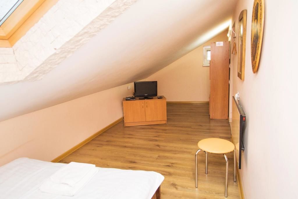 Отель Economy Express Voyage Lviv Львов
