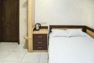 Отель Economy Express Voyage Lviv Львов Большой двухместный номер с 1 кроватью-7
